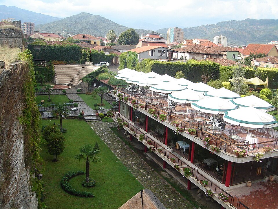 Elbasan castle.jpg